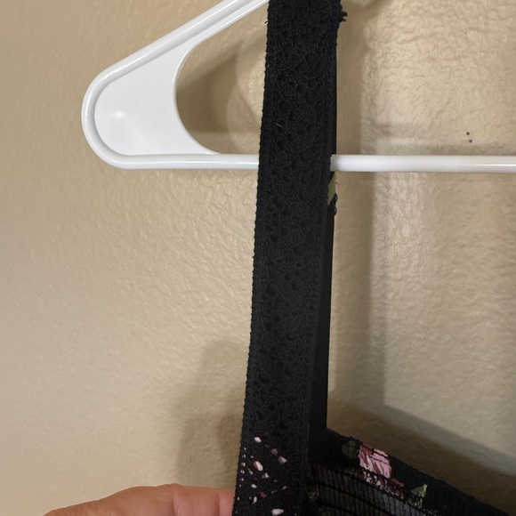 Torrid Black Floral top - Picture 5 of 9